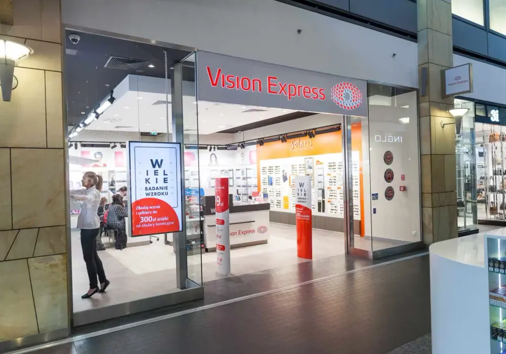 Vision Express - ile czeka się na okulary? Czy 1h to realne?
