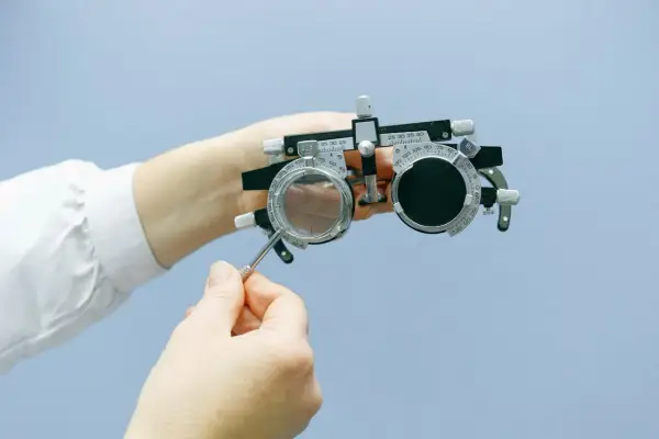 Co to jest optometrysta - różnice, rola i kiedy go odwiedzić